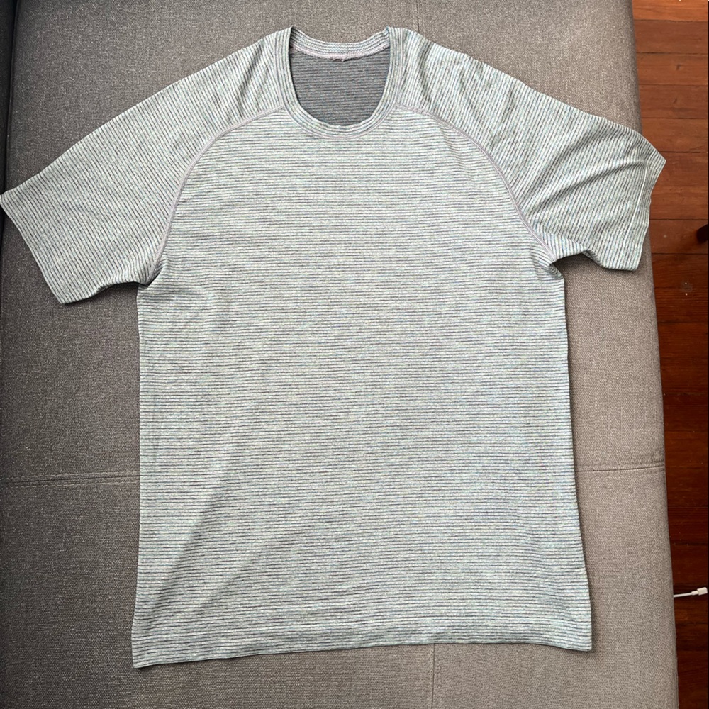 Lululemon Metal Vent Tech T-shirt - Medium